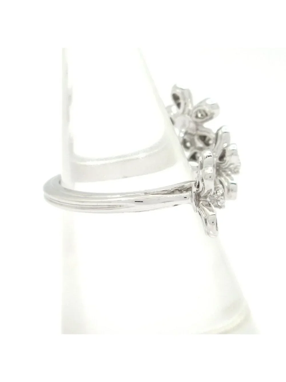 Van Cleef & Arpels category ring